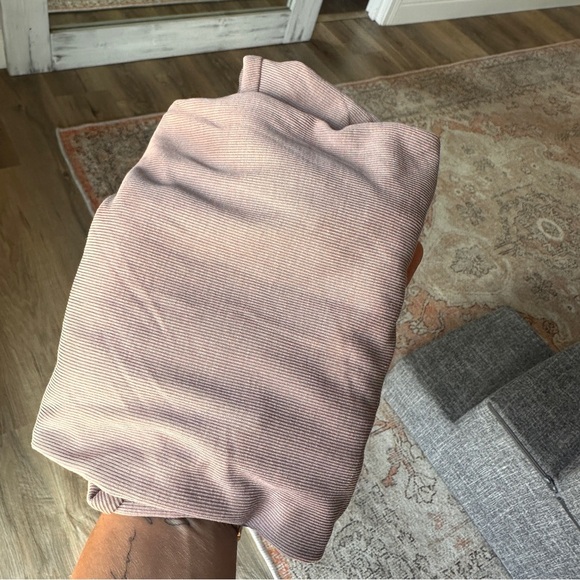 Free People Mauve Ribbed Woman’s Top Half Sleeves Layering Fitted Fall Festival - Picture 12 of 13